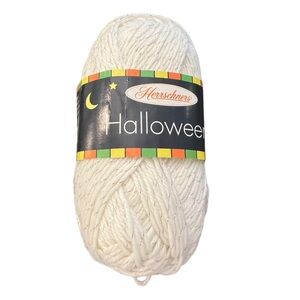 Herrschners® Worsted Halloween‎ Sparkle Yarn White Metallic 1.75 Oz 90 Yards NEW